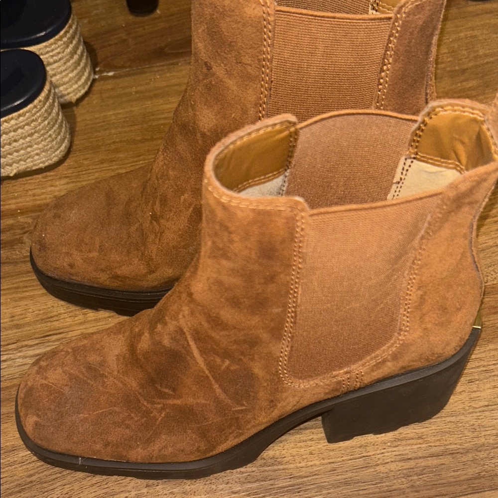 Michael Kors Brown Ankle Boots - Picture 3 of 3